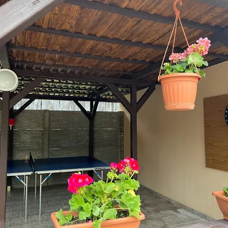 Aparthotel Negy Evszak Vendeghaz