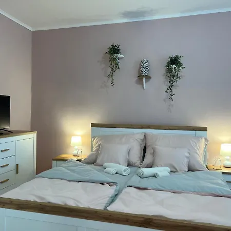 Aparthotel Negy Evszak Vendeghaz